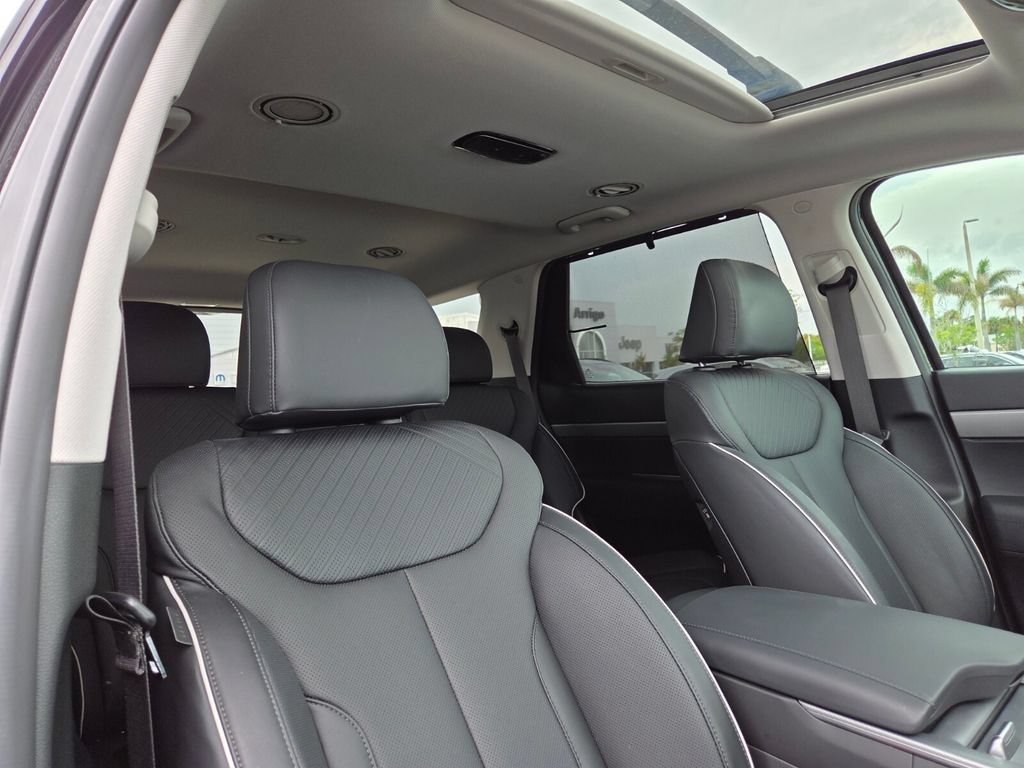 Used 2025 Hyundai Palisade XRT FWD image 16