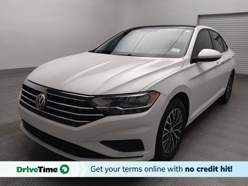 Used 2019 Volkswagen Jetta SE w/ Cold Weather Package FWD image 1