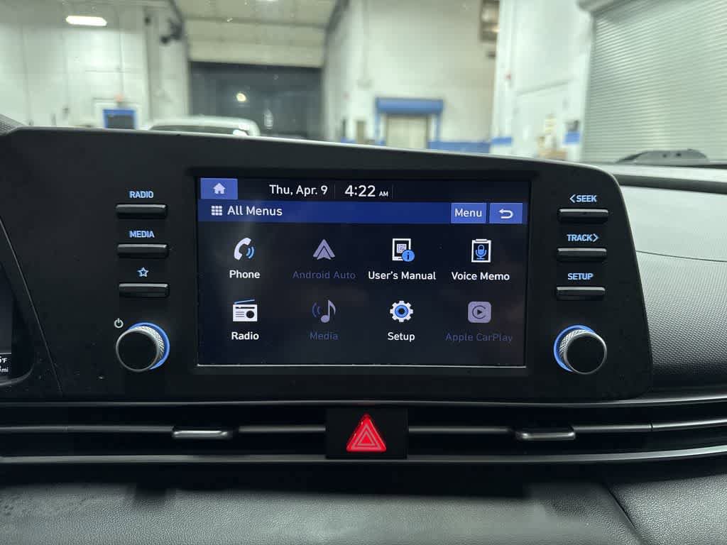 Used 2022 Hyundai Elantra SE FWD image 20