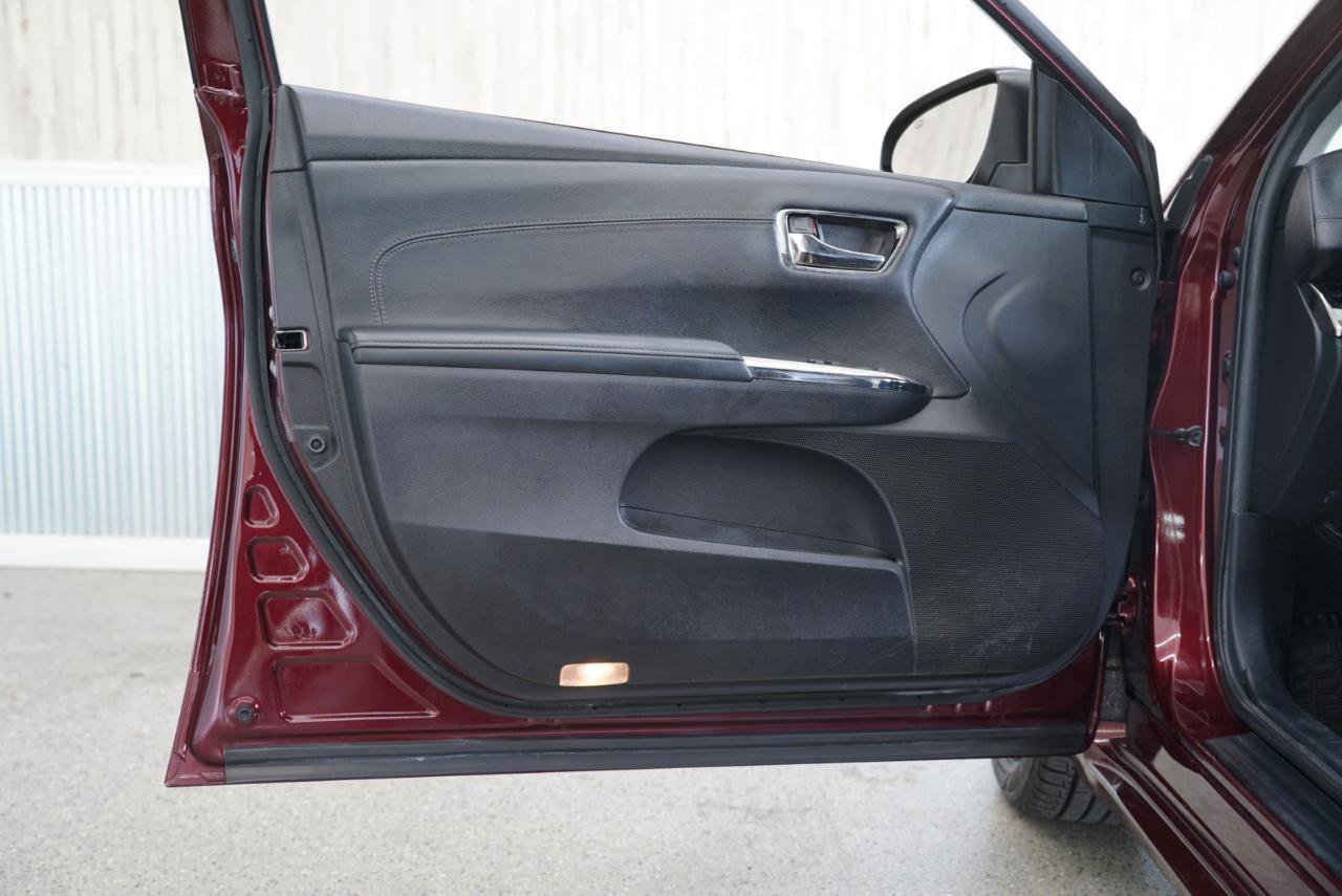 Used 2014 Toyota Avalon XLE Premium FWD image 29