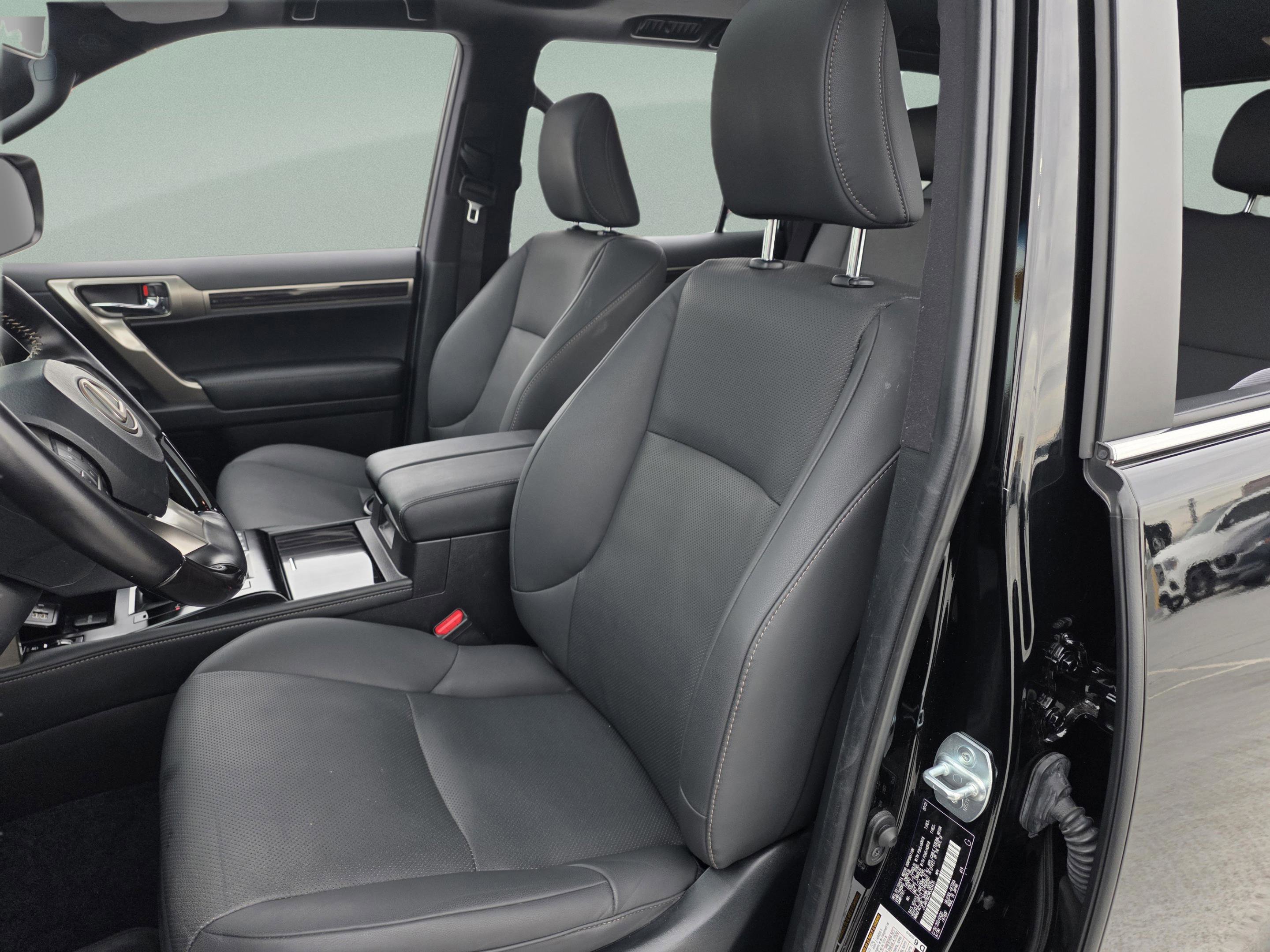 Used 2021 Lexus GX 460 Premium image 13