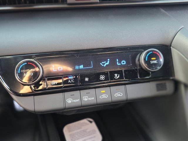 New 2026 Hyundai Elantra Sport FWD image 27