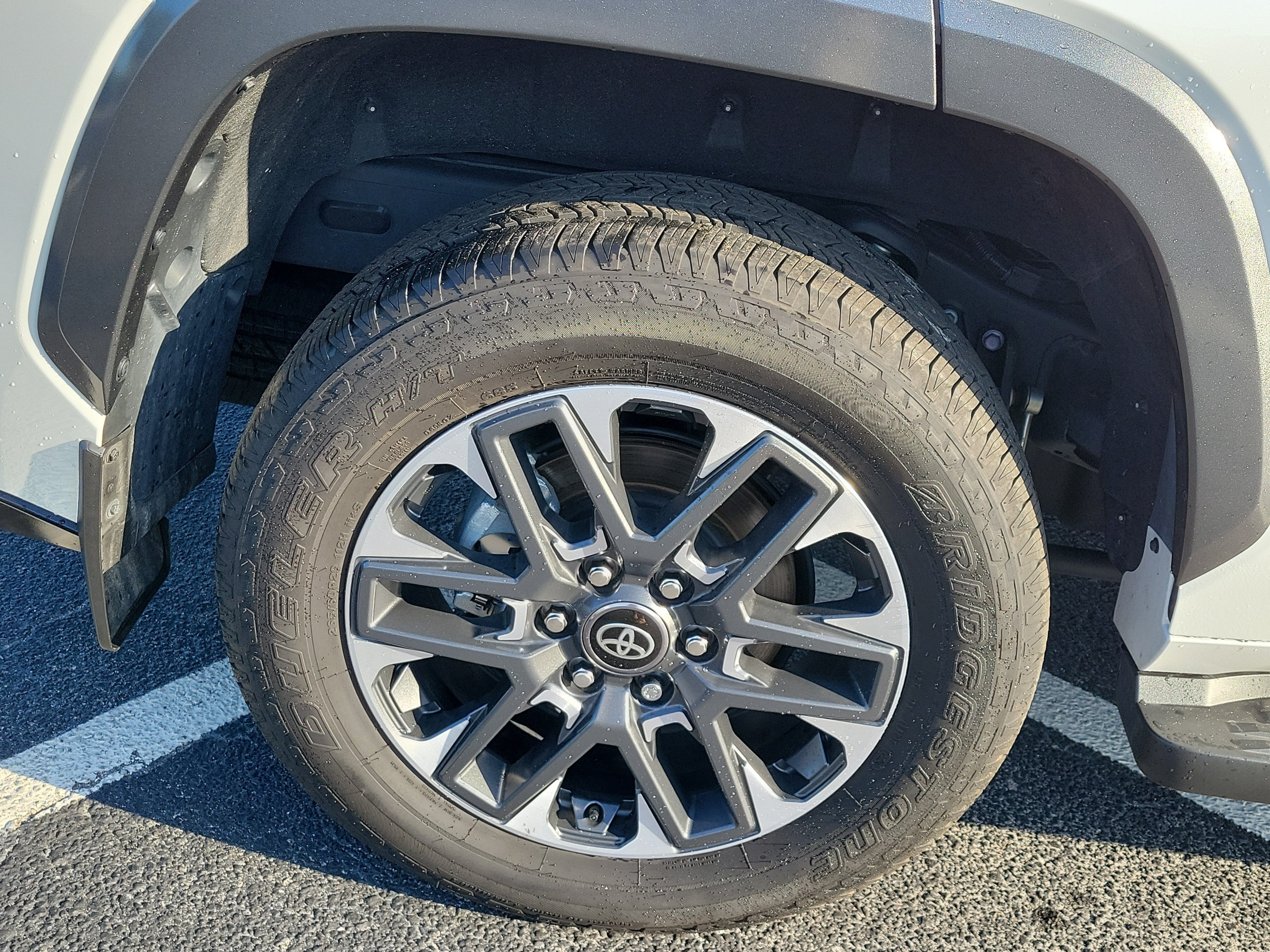 Used 2025 Toyota Sequoia Limited AWD/4WD image 10