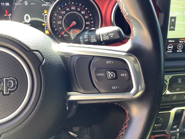 Used 2018 Jeep Wrangler Rubicon AWD/4WD image 12