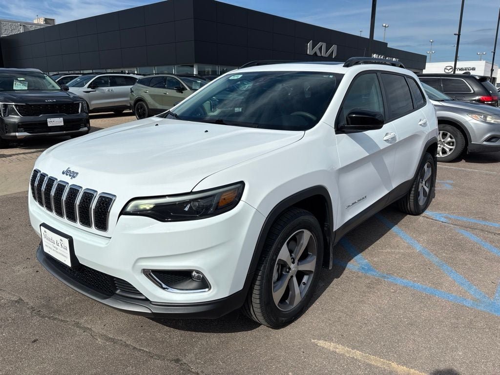 Used 2022 Jeep Cherokee Limited AWD/4WD image 1