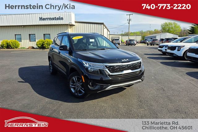 Used 2023 Kia Seltos S w/ Navigation Package
