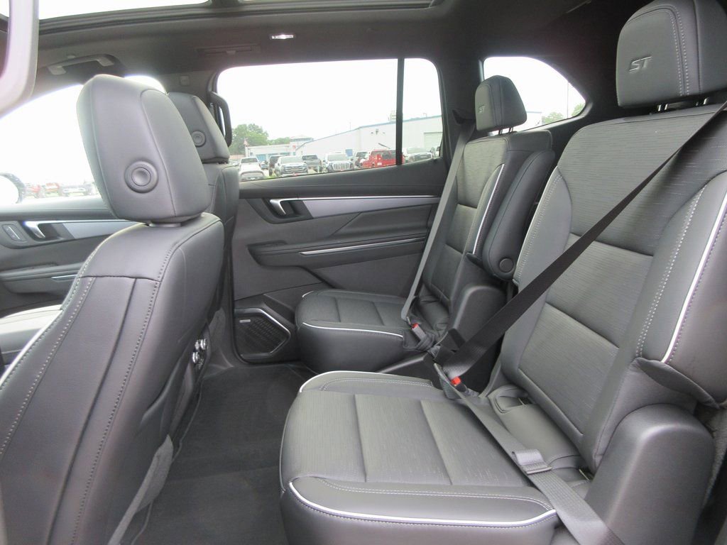 New 2026 Buick Enclave Sport Touring w/ Super Cruise Package image 14