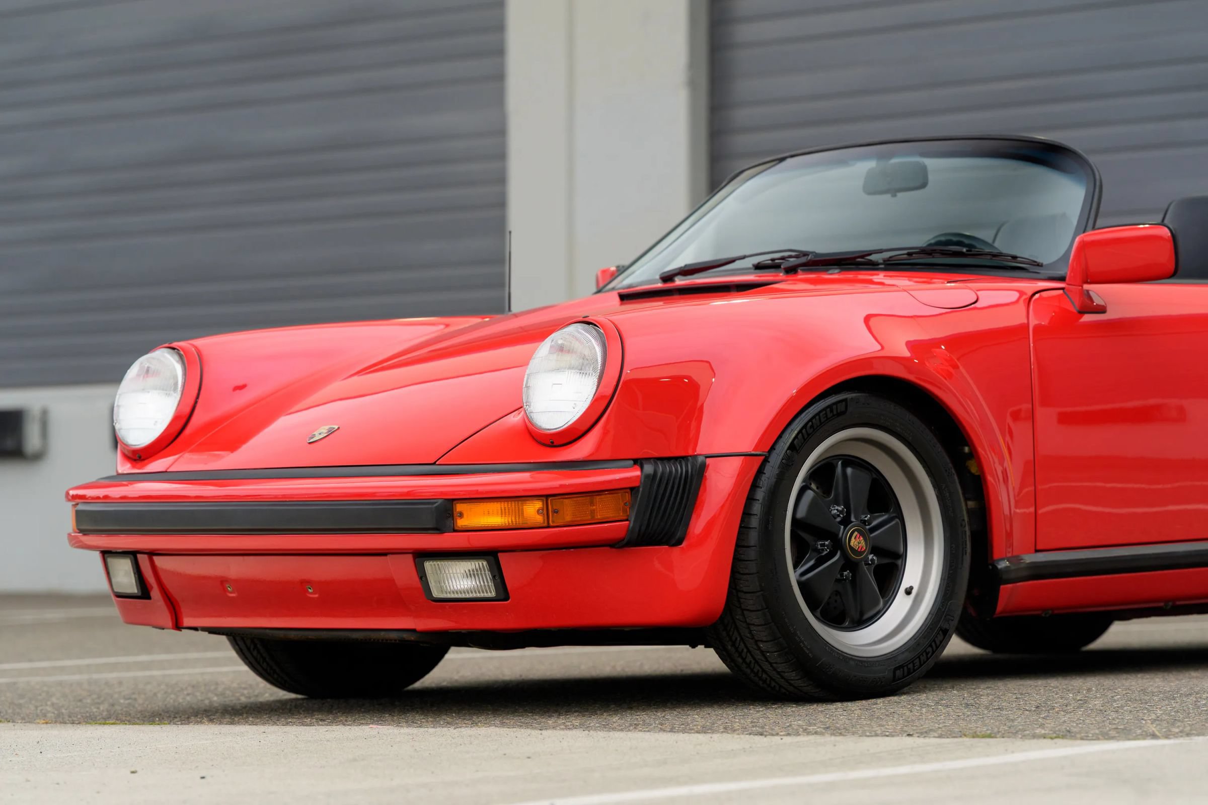 Used 1989 Porsche 911 Carrera RWD image 41
