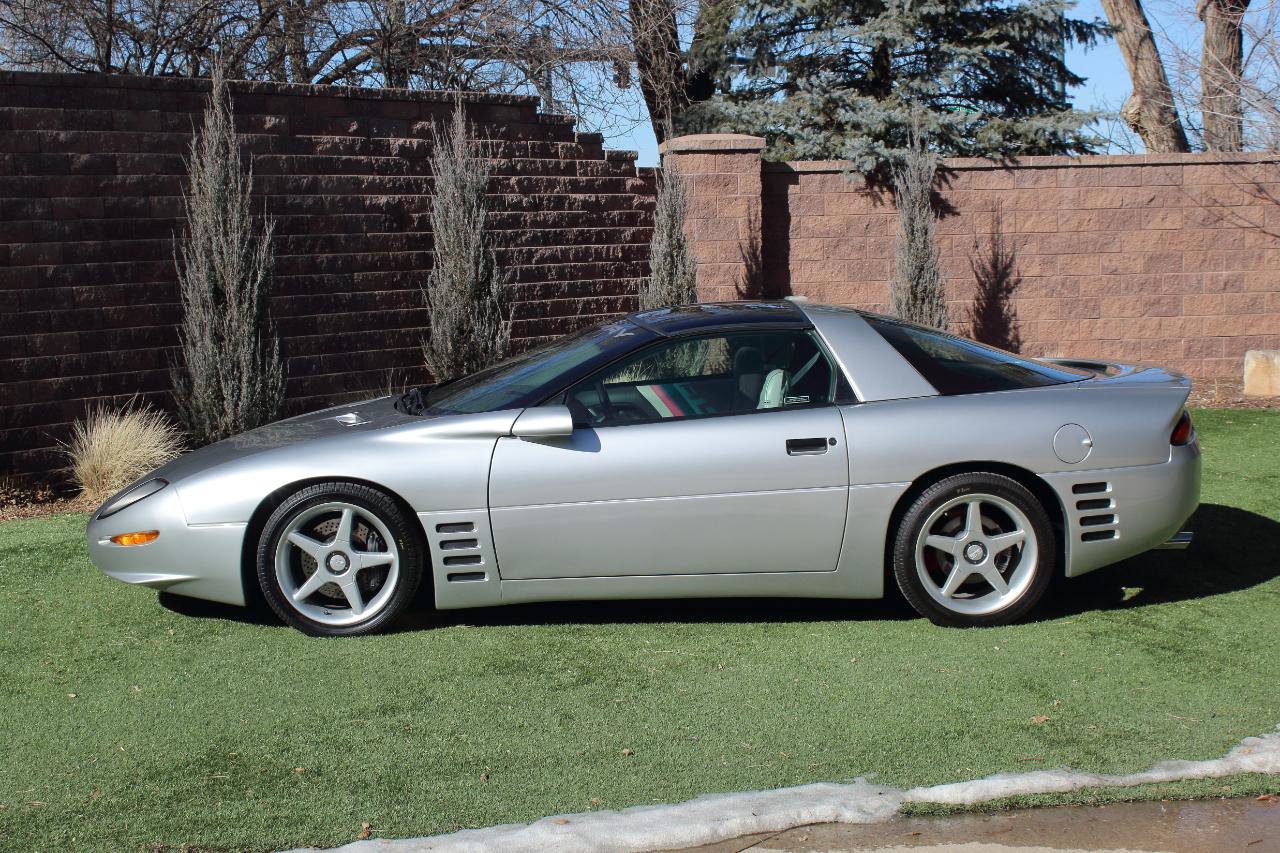 Used 1993 Chevrolet Camaro Z28 image 29