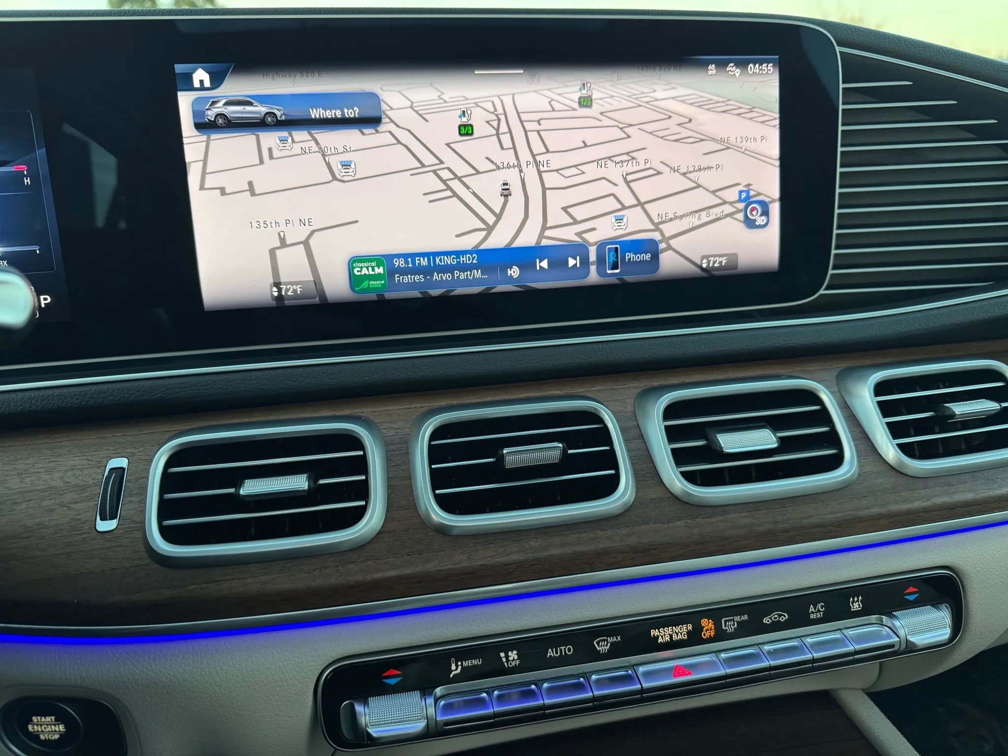 Used 2025 Mercedes-Benz GLE 450e 4MATIC w/ AMG Line Exterior image 48