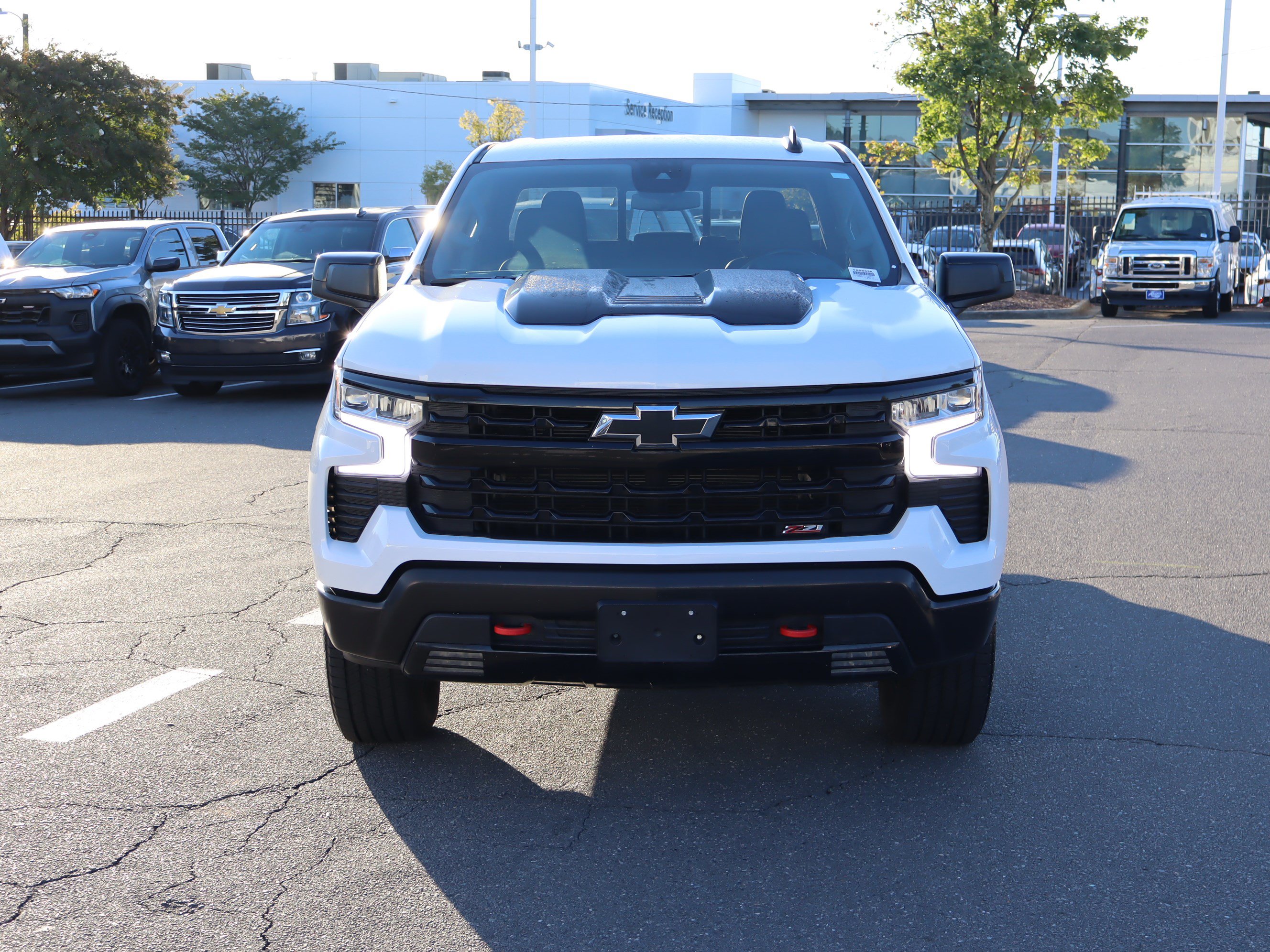 Used 2023 Chevrolet Silverado 1500 LT Trail Boss w/ Convenience Package II AWD/4WD image 3