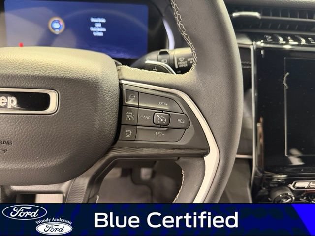 Used 2023 Jeep Grand Cherokee Altitude RWD image 12