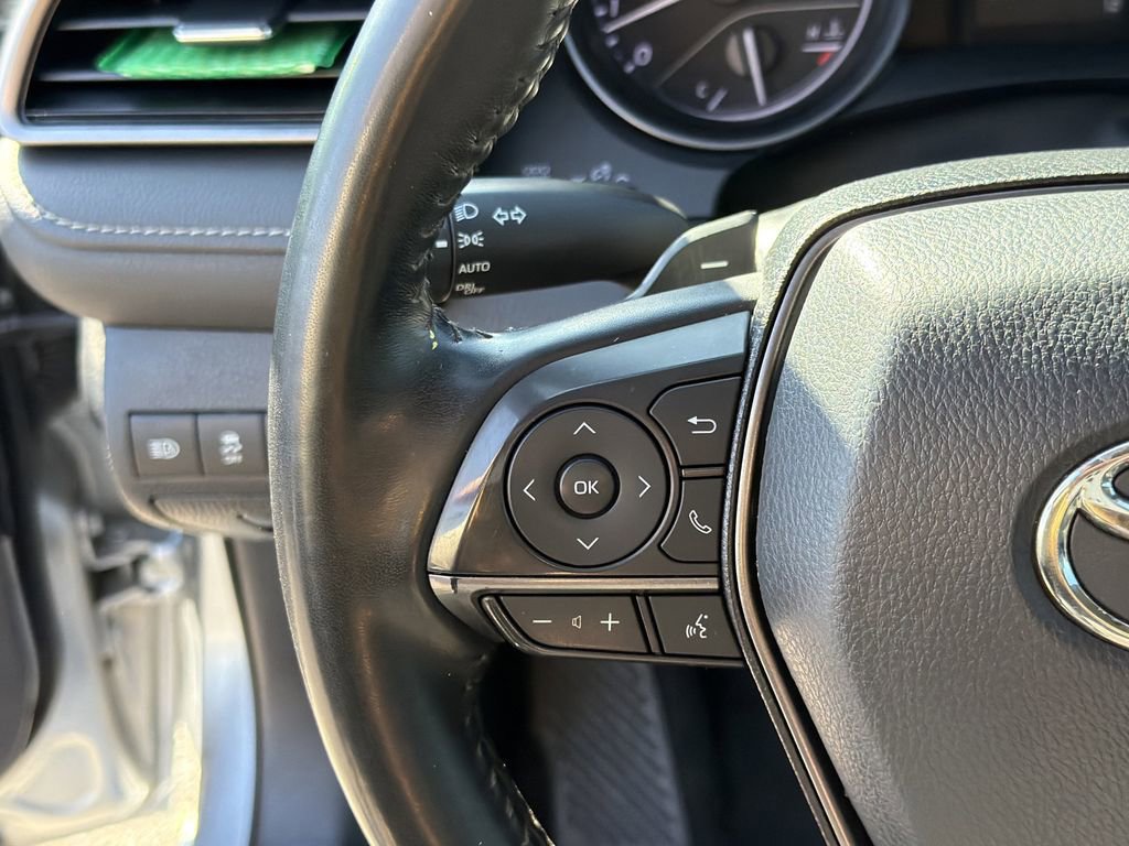 Used 2022 Toyota Camry SE image 26