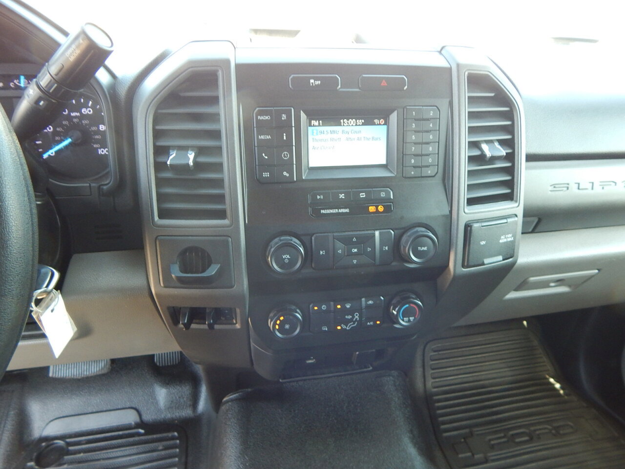 Used 2020 Ford F350 XL w/ Power Equipment Group image 25