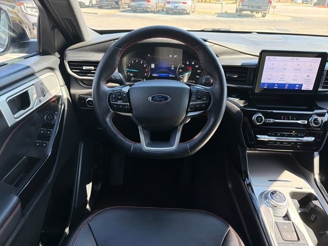 Certified 2023 Ford Explorer ST-Line AWD/4WD image 16