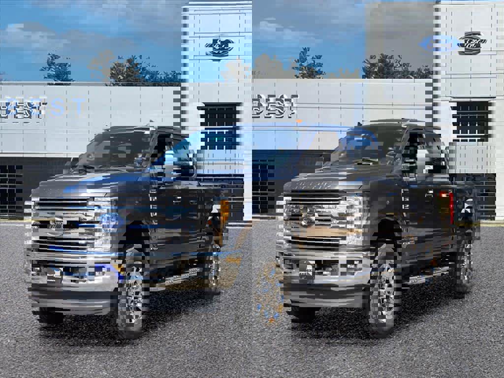 Used 2019 Ford F250 Lariat w/ Chrome Package AWD/4WD image 4