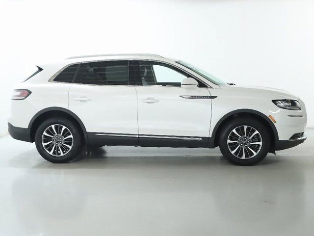 Certified 2023 Lincoln Nautilus AWD image 11