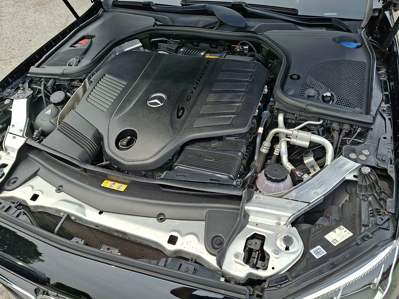 Used 2021 Mercedes-Benz E 450 4MATIC Coupe image 31