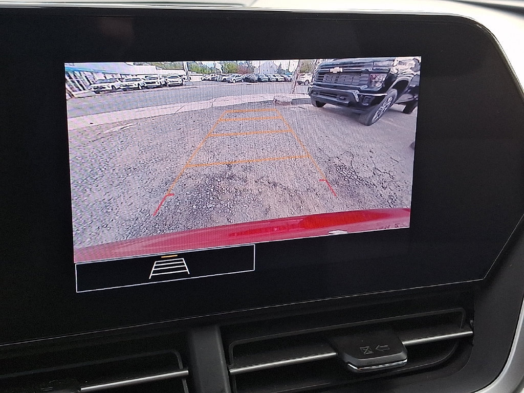 Certified 2024 Chevrolet Trax RS w/ Driver Confidence Package FWD image 17