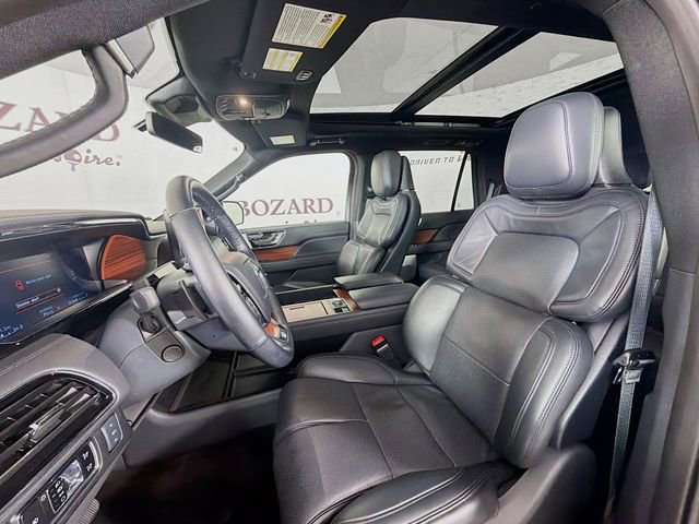 Used 2024 Lincoln Navigator Reserve image 25