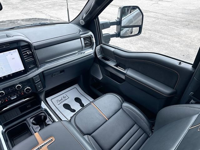 Used 2024 Ford F350 Platinum image 25