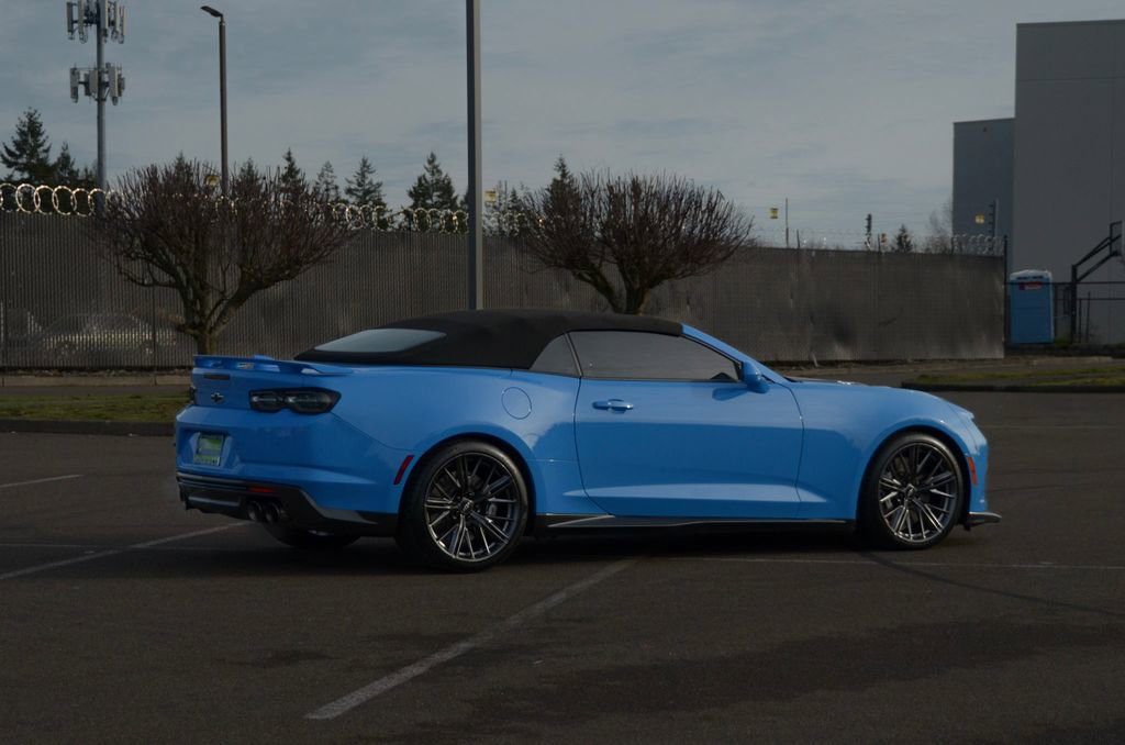 Used 2023 Chevrolet Camaro ZL1 RWD image 44