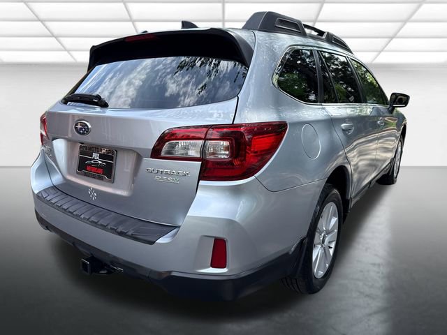 Used 2017 Subaru Outback 2.5i Premium w/ Popular Package #2 AWD/4WD image 5