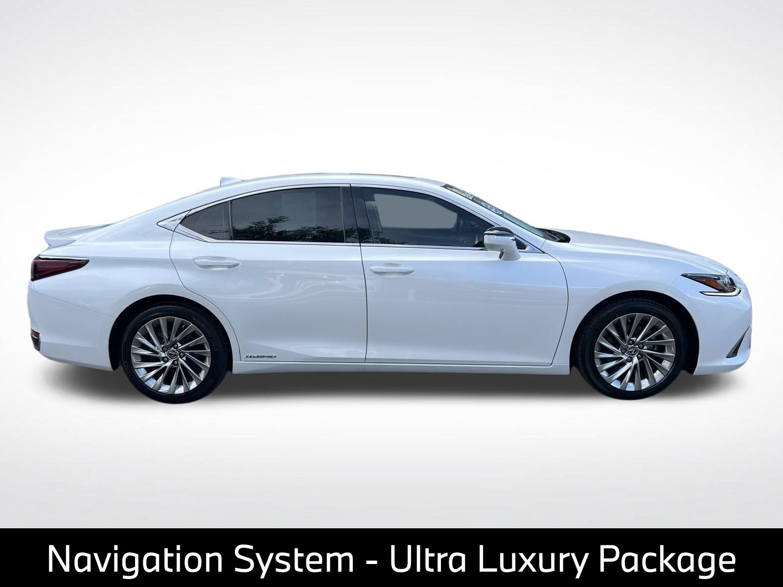 Used 2019 Lexus ES 300h Ultra Luxury w/ Accessory Package 2 FWD image 13