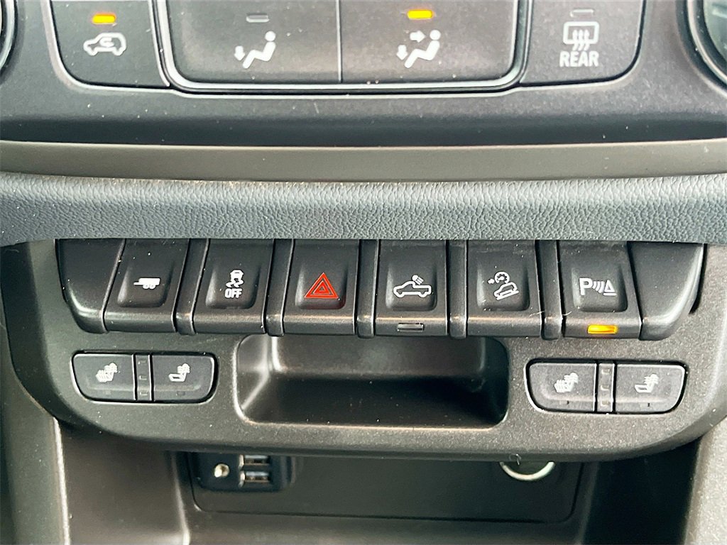 Used 2022 Chevrolet Colorado Z71 image 32