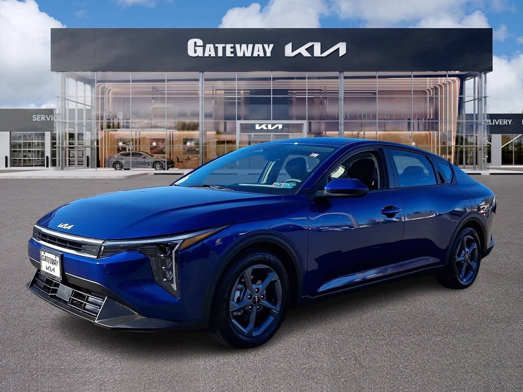 Certified 2025 Kia K4 FWD image 1