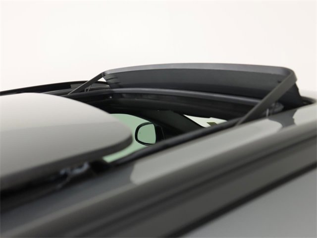 Used 2025 BMW X5 M60i image 22