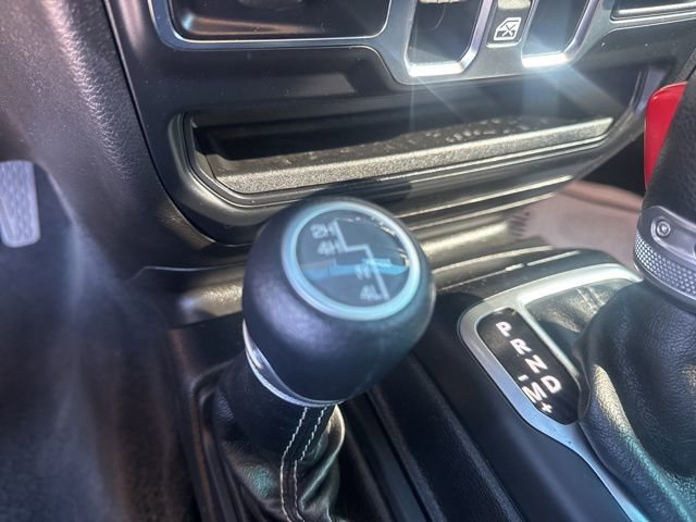 Used 2020 Jeep Wrangler Unlimited Sahara image 16