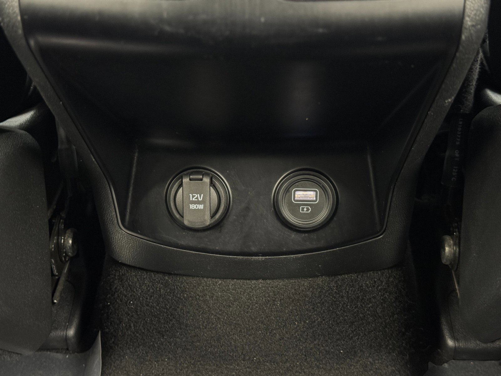 Used 2021 Kia Sorento S image 30