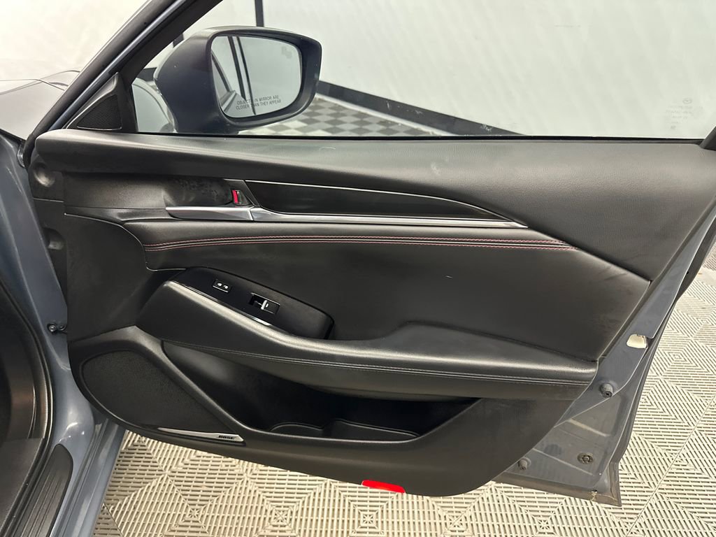 Used 2021 MAZDA MAZDA6 Carbon Edition image 15
