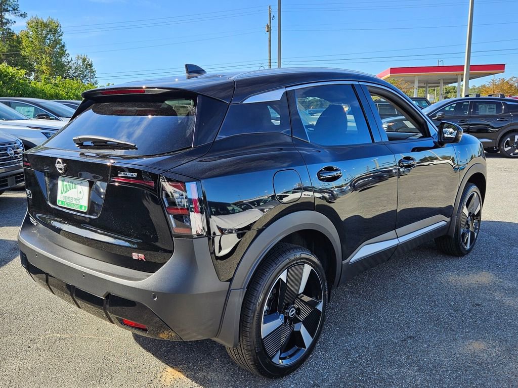 New 2026 Nissan Kicks SR FWD image 10