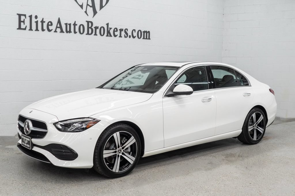 Used 2025 Mercedes-Benz C 300 4MATIC Sedan image 38