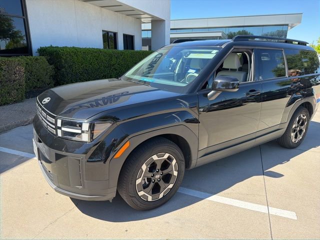 Used 2025 Hyundai Santa Fe SEL w/ Tow & Go Package FWD image 1