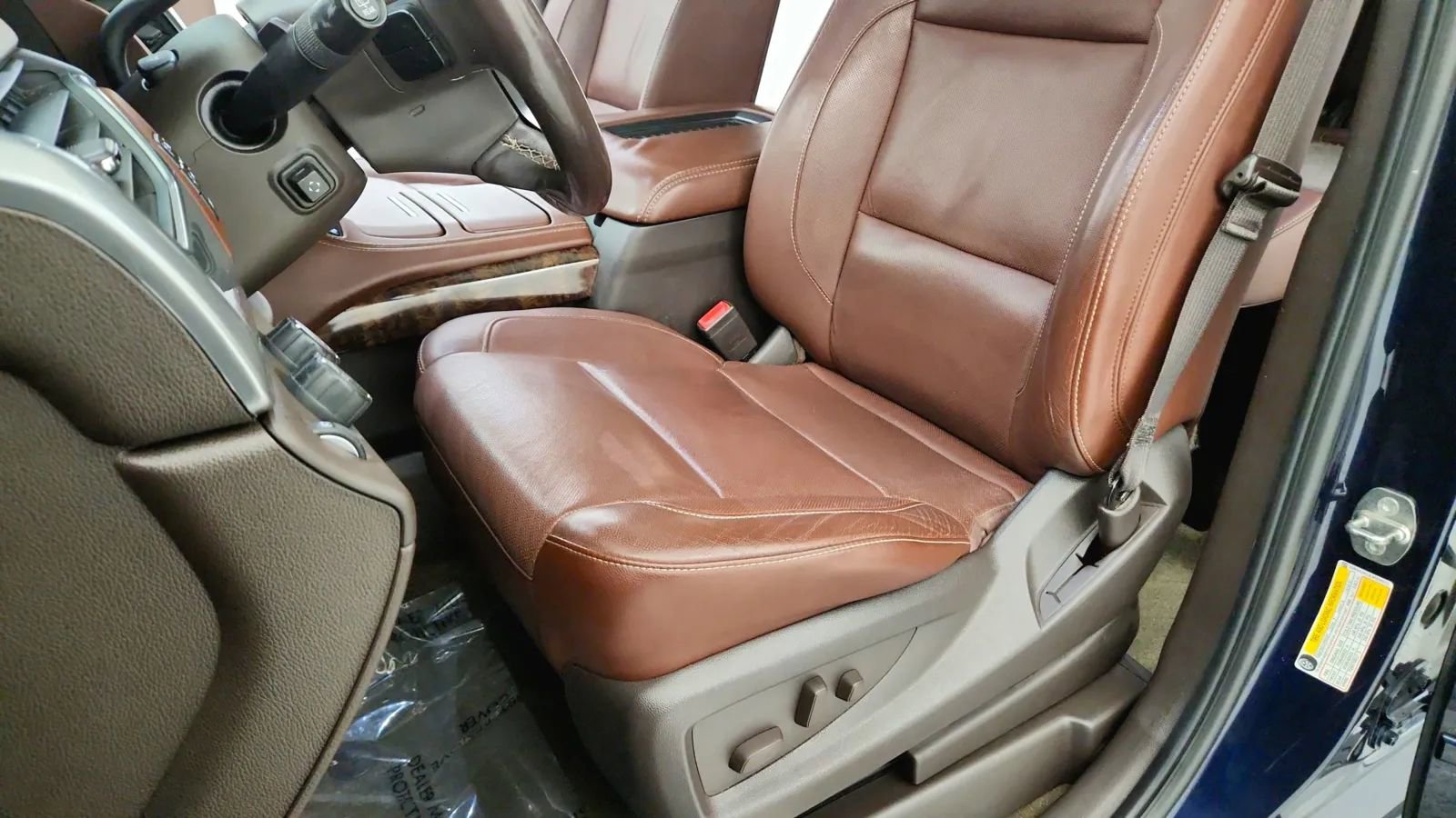 Used 2018 Chevrolet Suburban Premier image 23