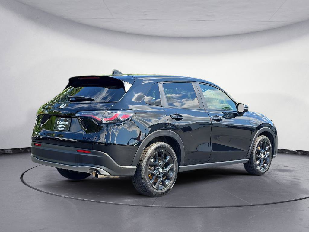 Used 2024 Honda HR-V Sport image 3