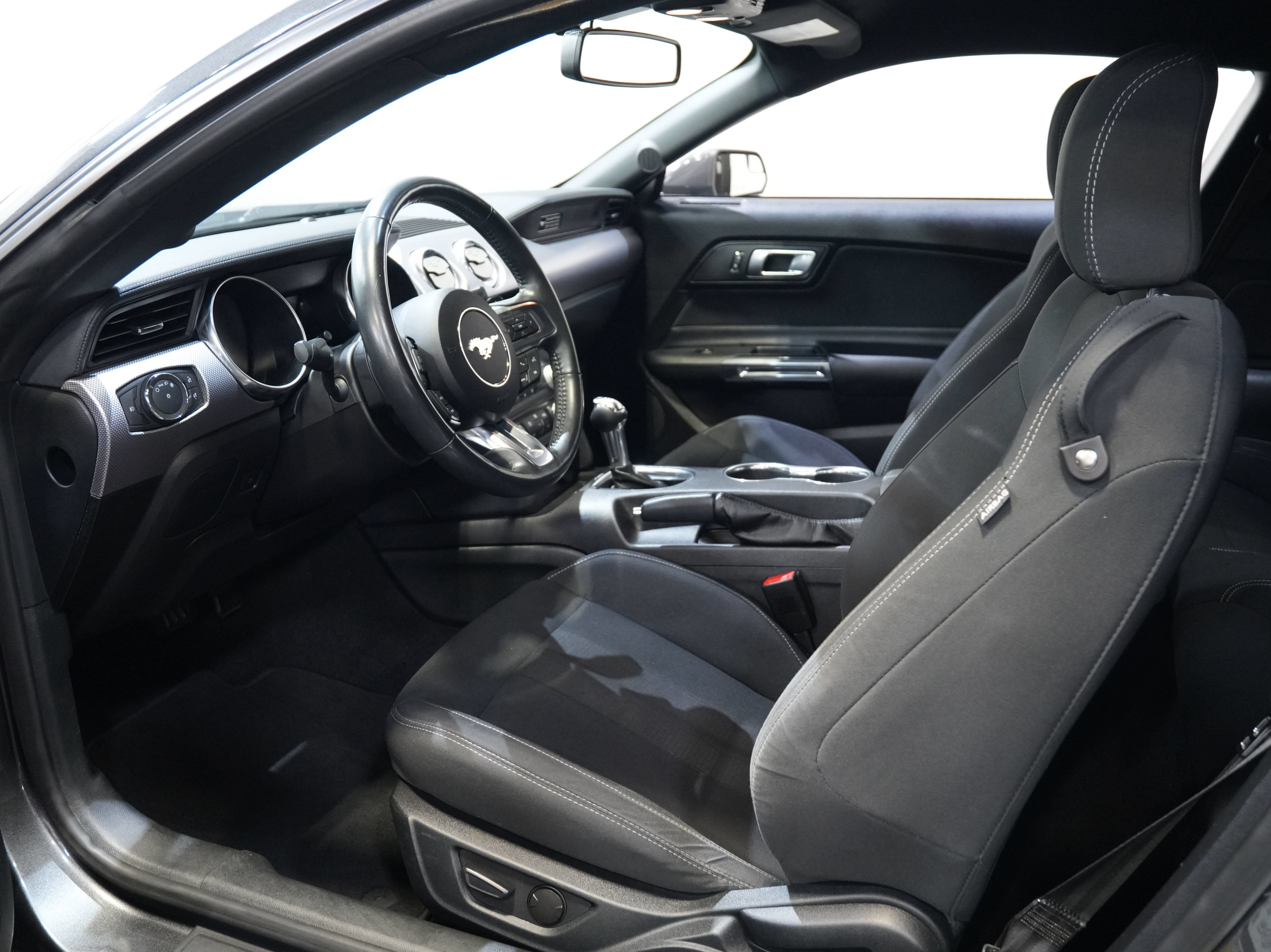 Used 2020 Ford Mustang GT RWD image 27