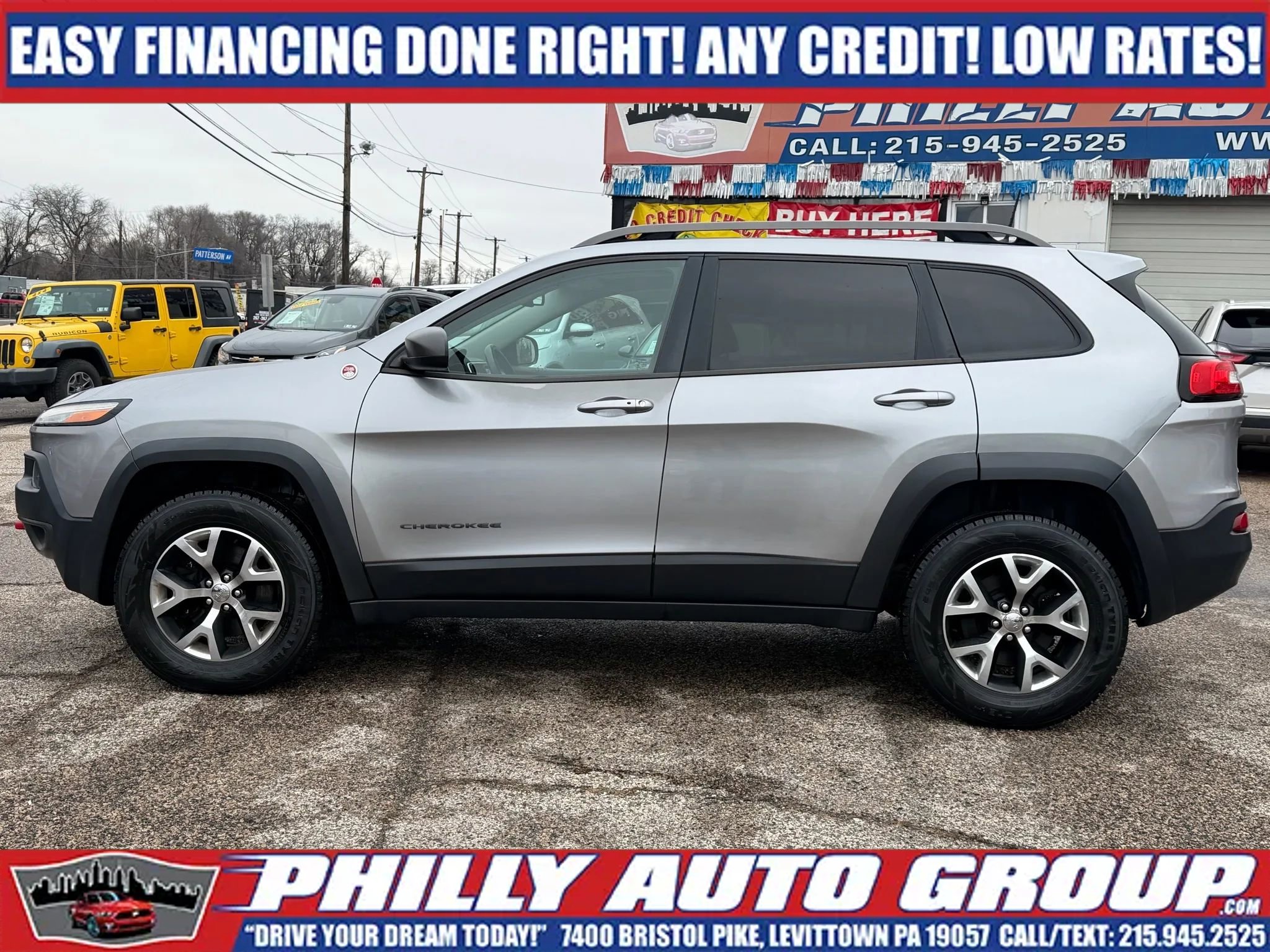 Used 2016 Jeep Cherokee Trailhawk w/ Comfort & Convenience Group image 5