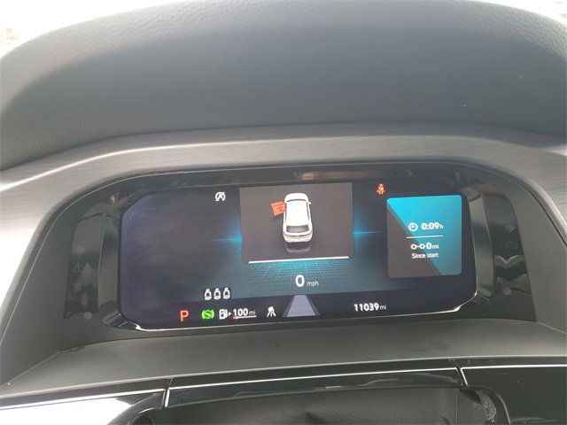 Certified 2025 Volkswagen Atlas Cross Sport SE image 25