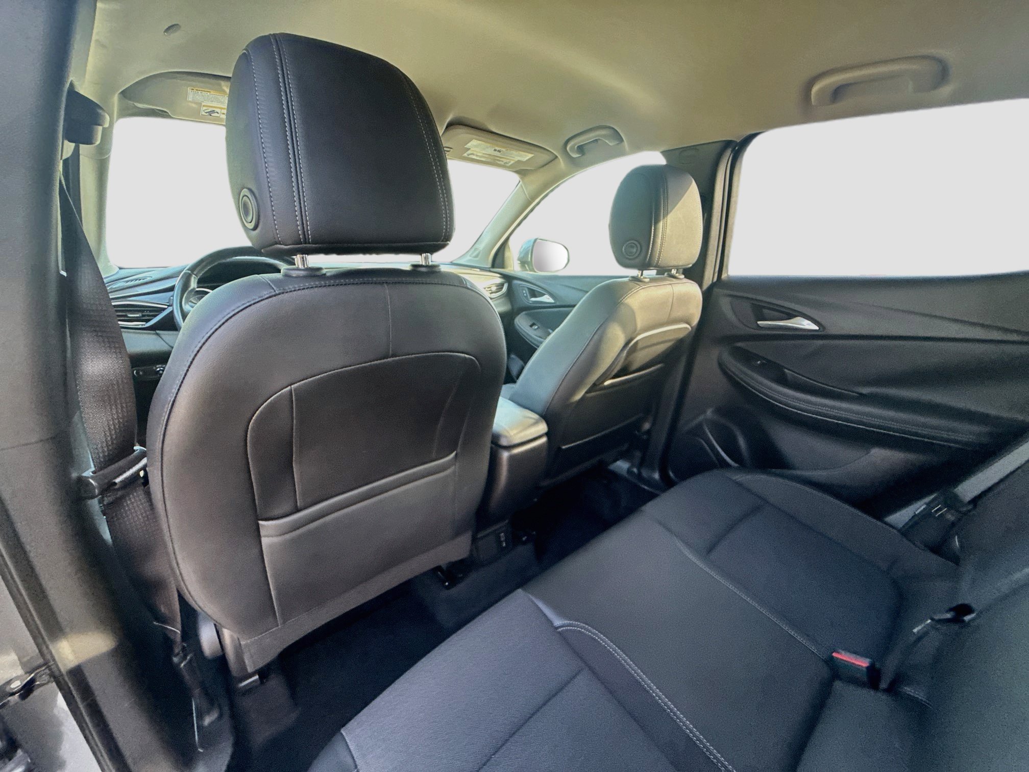 Used 2020 Buick Encore GX Preferred FWD image 23