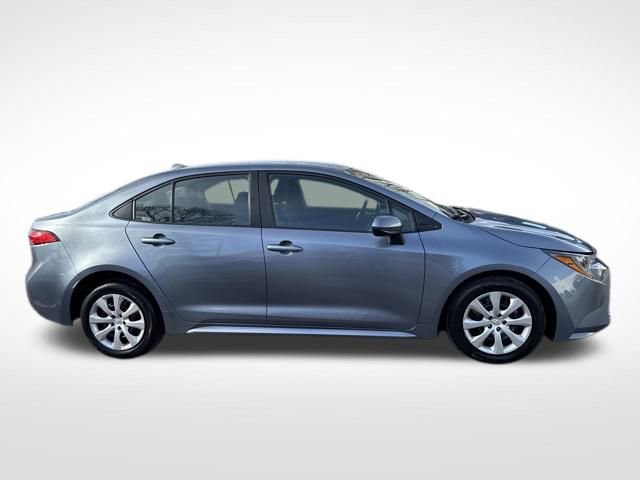 Used 2024 Toyota Corolla LE image 7
