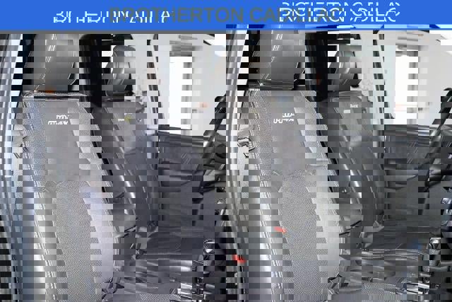 Used 2015 Nissan Frontier PRO-4X w/ Pro-4x Luxury Package image 19