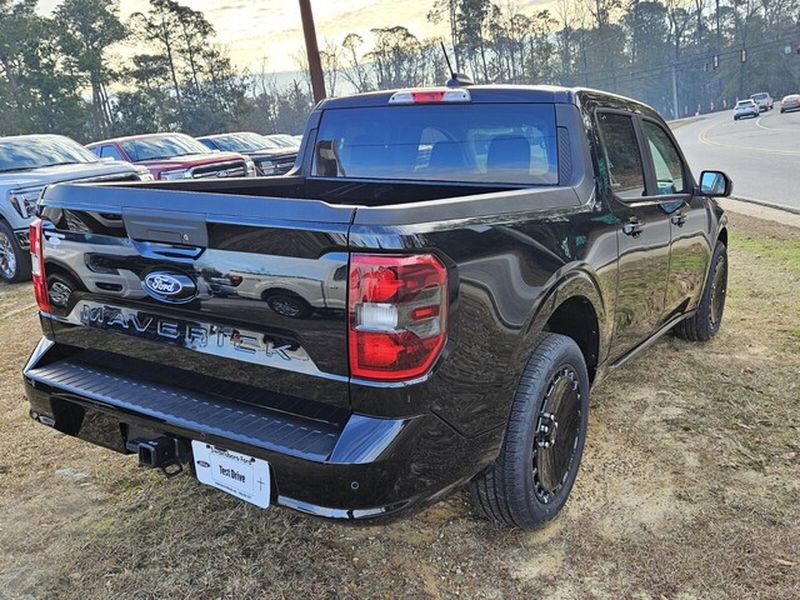 New 2026 Ford Maverick Lobo image 12