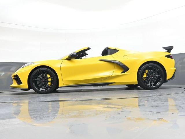 Used 2025 Chevrolet Corvette Stingray Premium Cpe w/ Z51 Performance Package RWD image 41