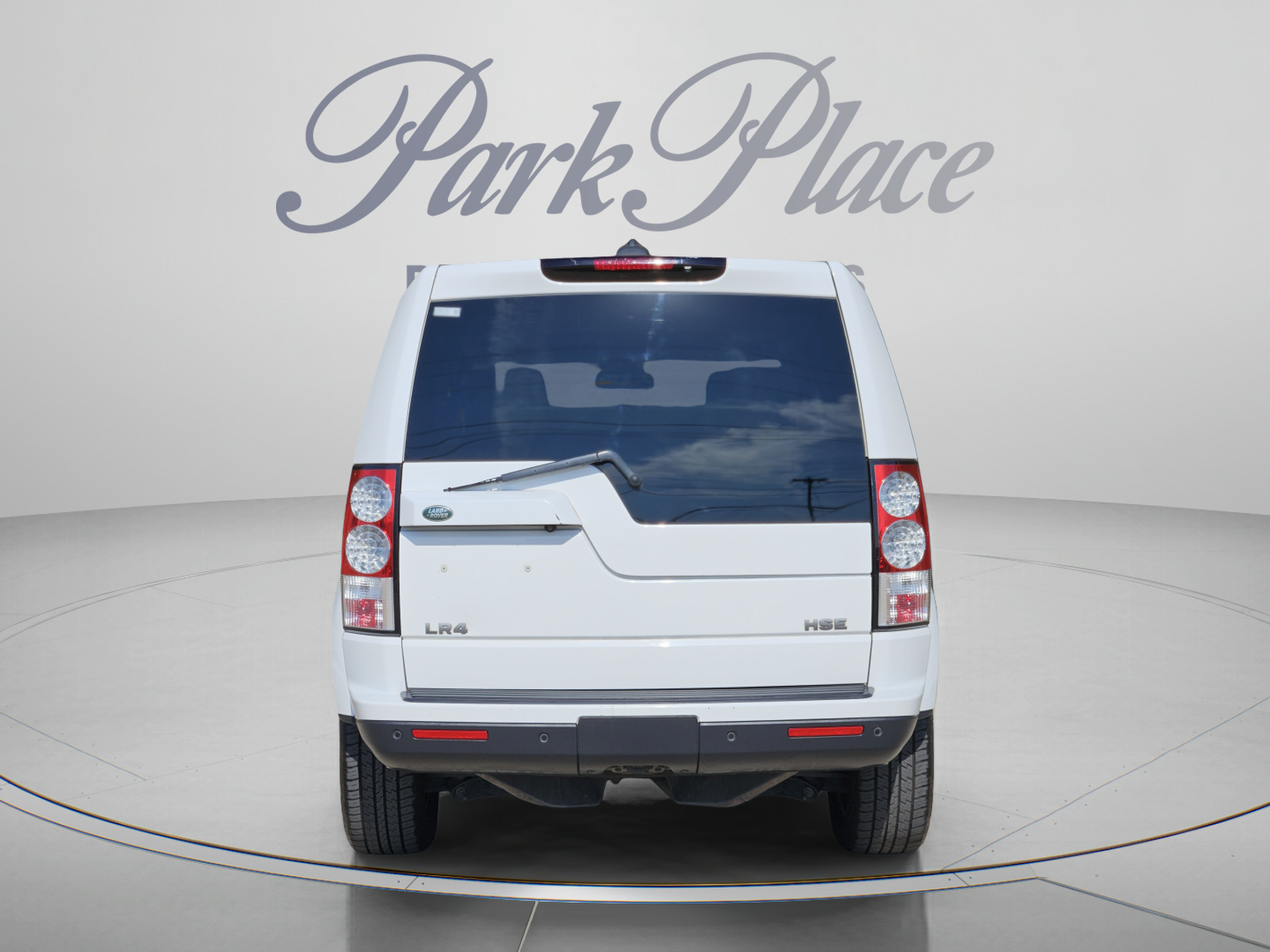 Used 2012 Land Rover LR4 HSE AWD/4WD image 4