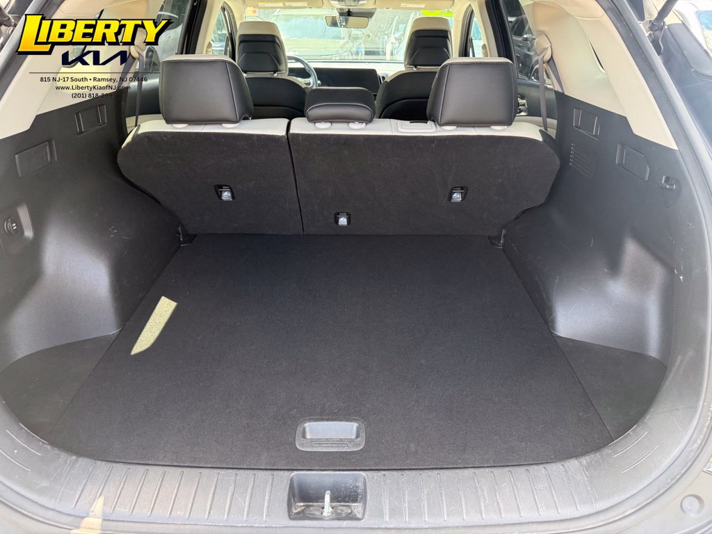 Used 2023 Kia Sportage EX AWD/4WD image 11