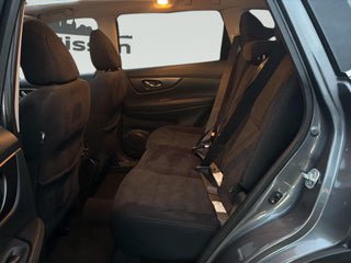 Used 2016 Nissan Rogue SV w/ SV Premium Package AWD/4WD image 24